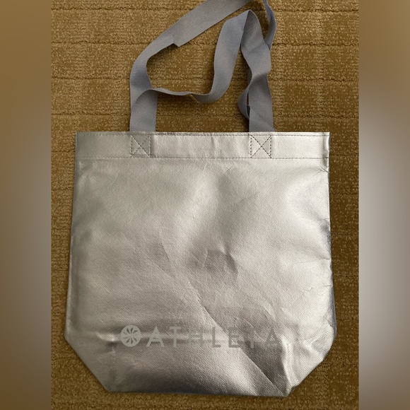 ATHLETA silver metallic bag - Picture 5 of 7